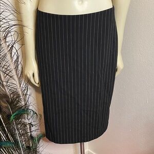 Victoria's Secret Black and White Pencil Skirt